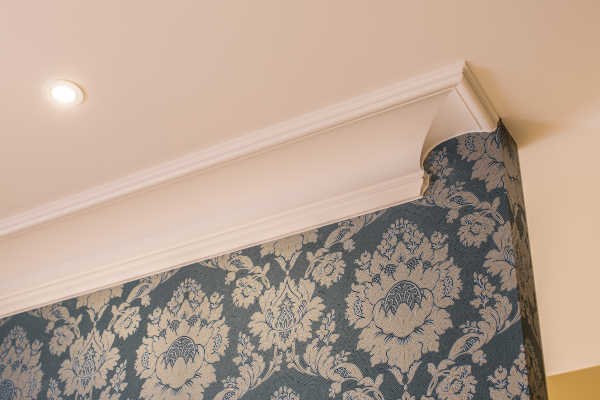 3c920098c785a2c19aa6e51539a4d2499b2d1e4e_Hotel_de_Castillon_BE_20160919_Taps_baths_1890__C342_